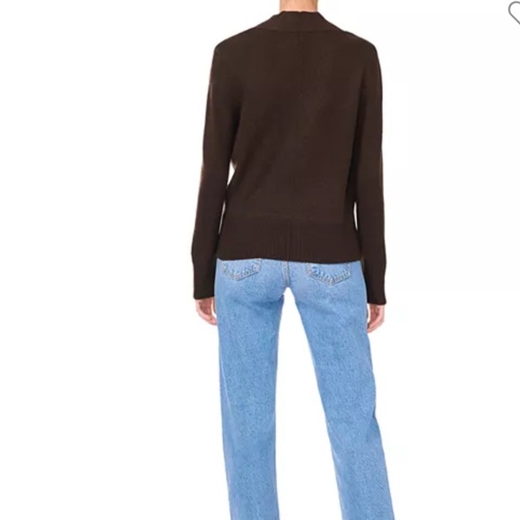 BB Dakota Black V-Neck long sleeve Sweater Small - Picture 8 of 9